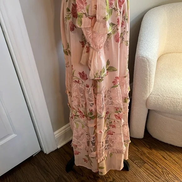 Lace-Trim Tiered Floral Maxi Dress - Picture 8 of 10